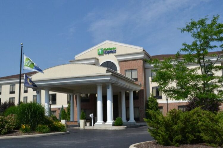 Front image of a Holiday Inn Express Hotel Near Bluewater in Kent