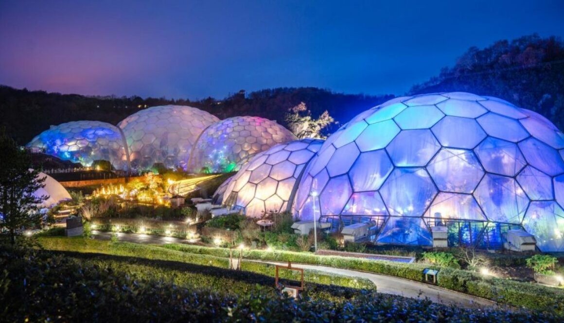eden-christmas-biomes